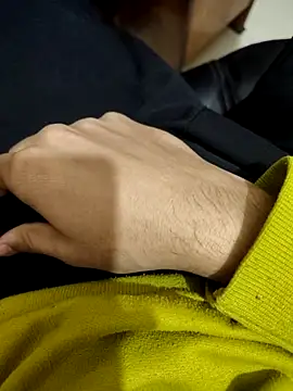 Snapshot of Drakyguy chatting on 01-06-26, 01:26 Drakyguy online show from 01-06-26, 01:26