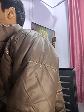 Snapshot of Drakyguy chatting on 12-01-25, 05:08 Drakyguy online show from 12-01-25, 05:08