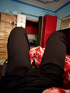 Snapshot of Drakyguy chatting on 11-15-25, 11:42 Drakyguy online show from 11-15-25, 11:42