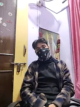 Snapshot of Drakyguy chatting on 11-24-25, 12:16 Drakyguy online show from 11-24-25, 12:16