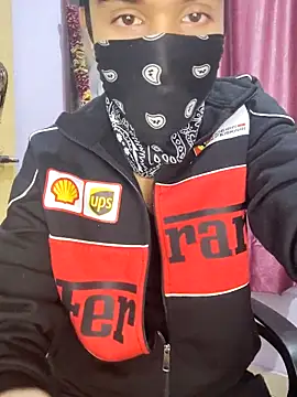 Snapshot of Drakyguy chatting on 12-14-25, 01:28 Drakyguy online show from 12-14-25, 01:28