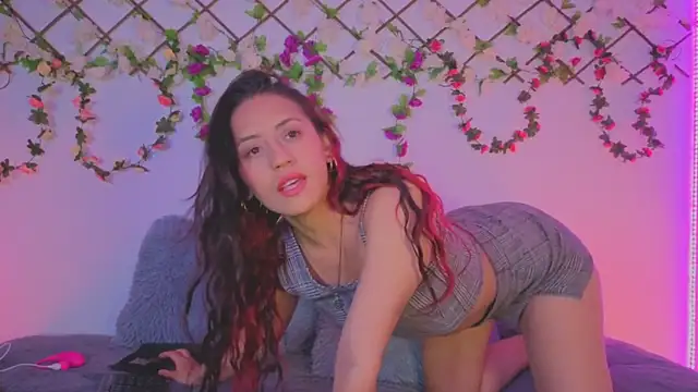 Lolarosesxs online show from 11-19-25, 09:26