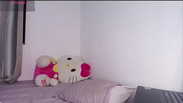 dulceangel   online show from 11-05-25, 04:04