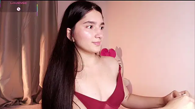 dulceangel   online show from 10-18-25, 04:25