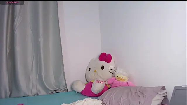 dulceangel   online show from 11-12-25, 04:38