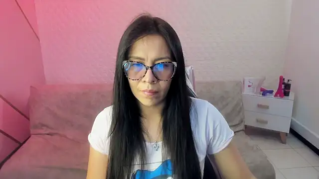 Snapshot of Eva_mermaid chatting on 02-22-26, 01:13 Eva mermaid online show from 02-22-26, 01:13