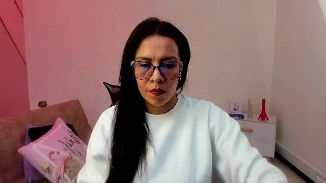 Snapshot of Eva_mermaid chatting on 02-26-26, 02:17 Eva mermaid online show from 02-26-26, 02:17