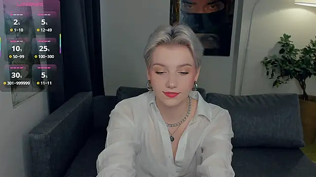 OdelynaAsp online show from 10-15-25, 11:40