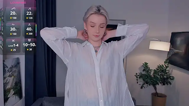 OdelynaAsp online show from 10-31-25, 12:13