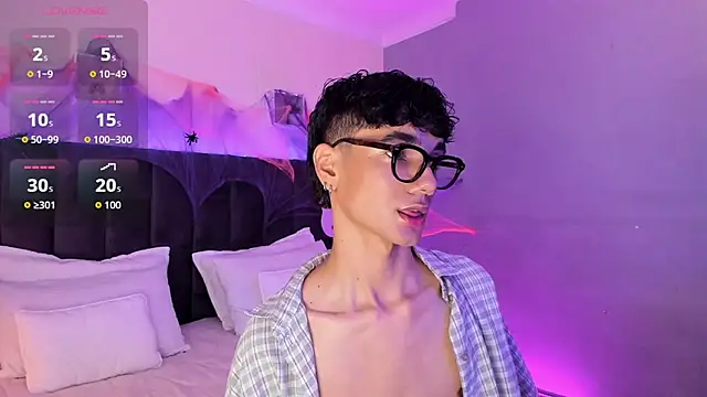 Phillicious   online show from 10-25-25, 09:26