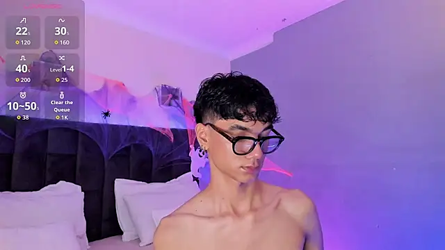 Phillicious   online show from 10-22-25, 09:35