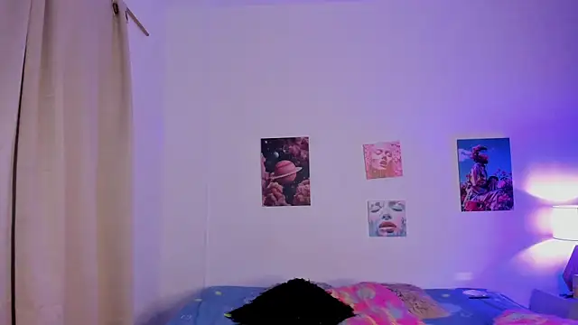 mia purplee online show from 09-25-25, 03:23