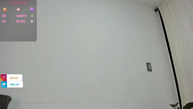 aliciakozlov online show from 10-29-25, 06:51