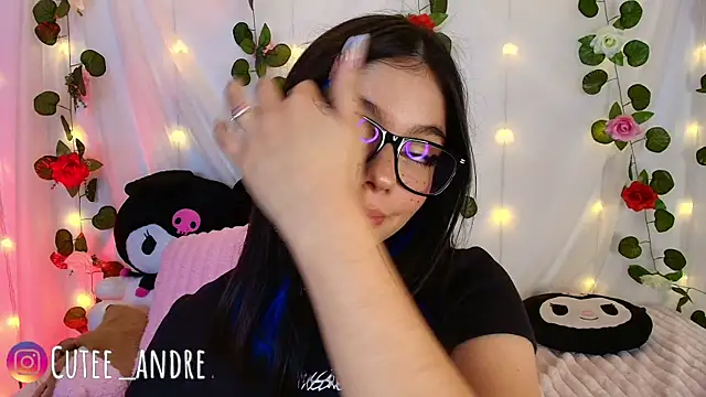 cutee andrea online show from 12-16-25, 04:17