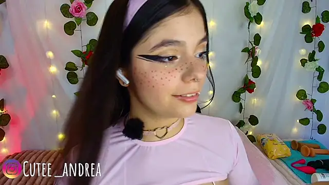 cutee andrea online show from 11-08-25, 03:32