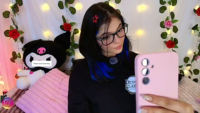 cutee andrea online show from 12-17-25, 01:54