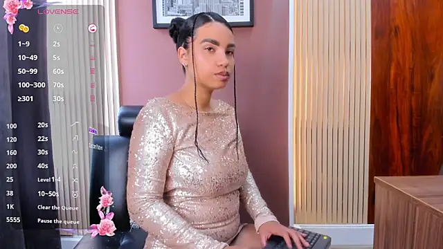 KhateAndersson online show from 11-16-25, 07:40