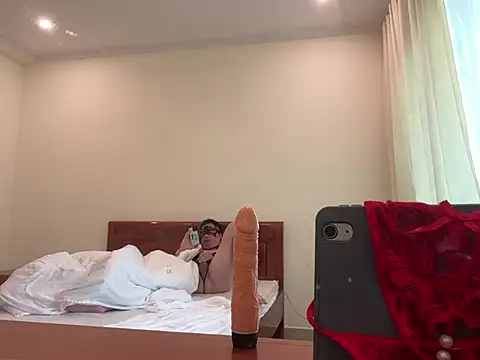 Uoisuu online show from 04-04-26, 08:21