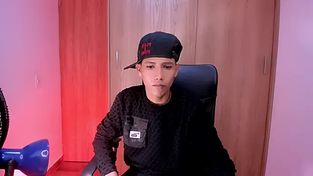 Toy boy777 online show from 02-14-26, 10:26