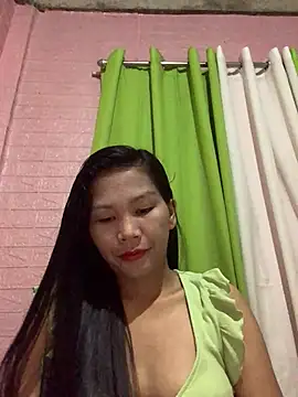 Snapshot of Cleo17 chatting on 07-07-26, 03:04 Cleo17 online show from 07-07-26, 03:04