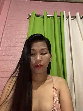 Snapshot of Cleo17 chatting on 06-19-26, 03:29 Cleo17 online show from 06-19-26, 03:29