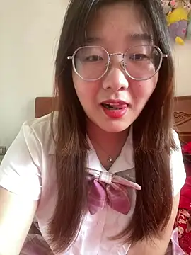 Snapshot of sisi-maiden chatting on 06-20-26, 06:07 sisi-maiden online show from 06-20-26, 06:07