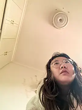 sisi-maiden online show from 03-01-26, 03:50