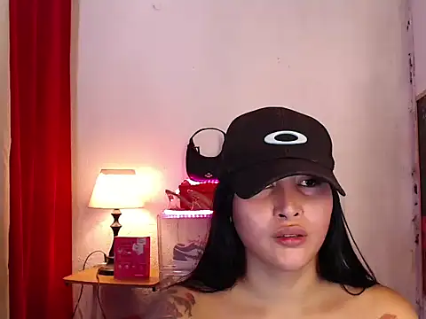 Snapshot of alicemoore69 chatting on 12-05-25, 05:17 alicemoore69 online show from 12-05-25, 05:17