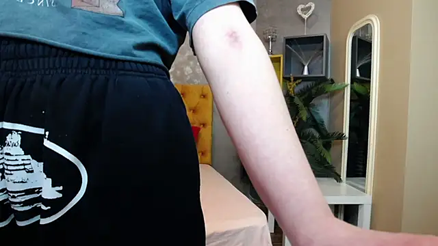 DashaFlame online show from 04-02-26, 12:45