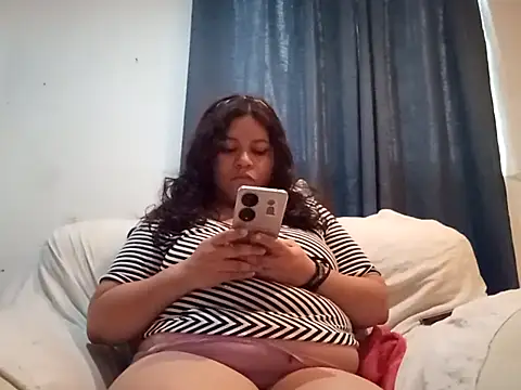 Kitty WetXxX online show from 10-17-25, 09:49