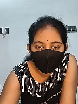 Snapshot of Your-Vedika chatting on 10-17-25, 07:44 Your-Vedika online show from 10-17-25, 07:44