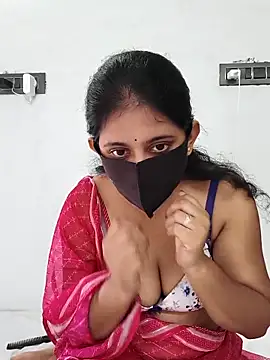 Snapshot of Your-Vedika chatting on 09-10-25, 05:28 Your-Vedika online show from 09-10-25, 05:28