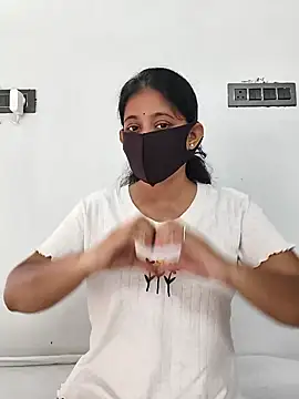 Snapshot of Your-Vedika chatting on 09-27-25, 05:46 Your-Vedika online show from 09-27-25, 05:46