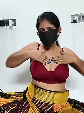 Snapshot of Your-Vedika chatting on 09-10-25, 05:34 Your-Vedika online show from 09-10-25, 05:34