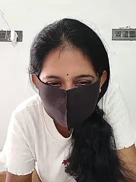 Snapshot of Your-Vedika chatting on 09-19-25, 06:50 Your-Vedika online show from 09-19-25, 06:50