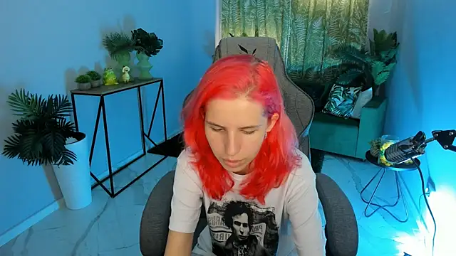 Snapshot of NitaNihil chatting on 09-11-25, 09:42 NitaNihil online show from 09-11-25, 09:42