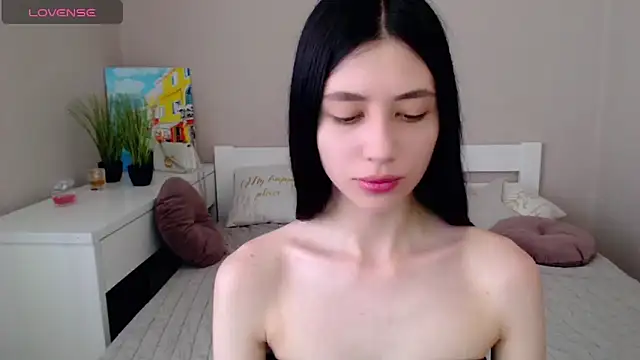 Snapshot of SelinLi chatting on 06-22-26, 09:06 SelinLi online show from 06-22-26, 09:06