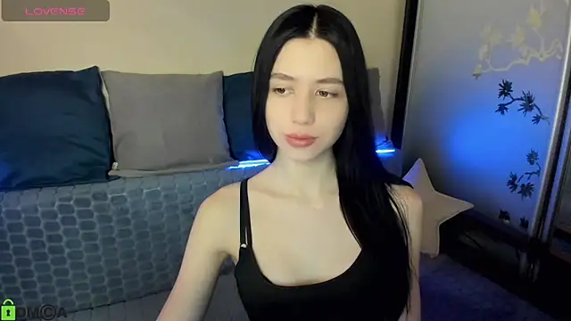 SelinLi online show from 02-18-26, 09:17