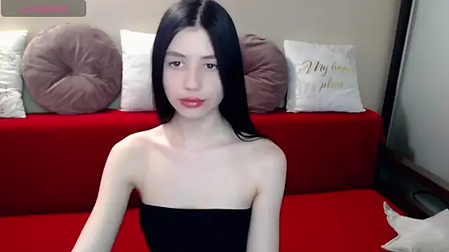 Snapshot of SelinLi chatting on 04-28-26, 08:19 SelinLi online show from 04-28-26, 08:19