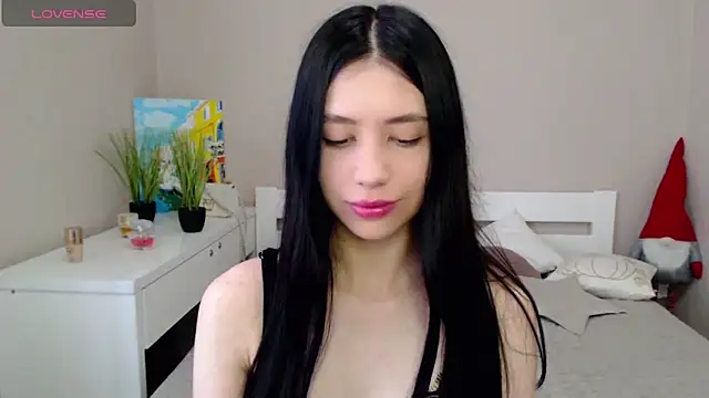 Snapshot of SelinLi chatting on 05-25-26, 05:29 SelinLi online show from 05-25-26, 05:29