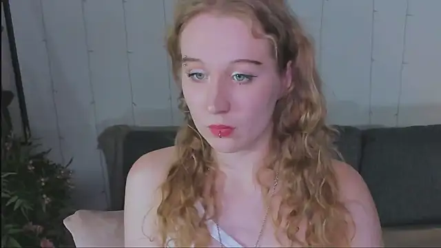 Astra mluse online show from 10-18-25, 04:20