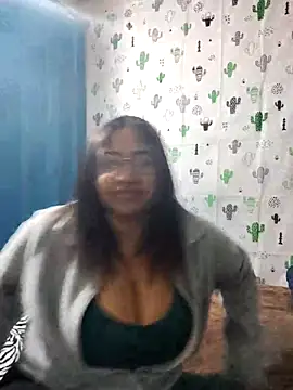 Snapshot of Avannay chatting on 09-09-25, 11:03 Avannay online show from 09-09-25, 11:03