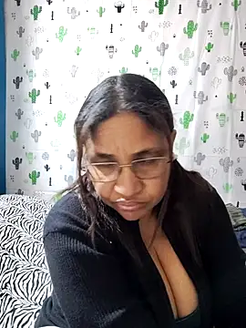 Snapshot of Avannay chatting on 09-26-25, 11:55 Avannay online show from 09-26-25, 11:55