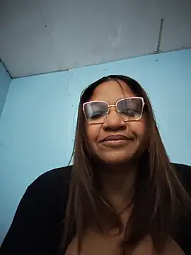 Snapshot of Avannay chatting on 07-11-26, 01:28 Avannay online show from 07-11-26, 01:28