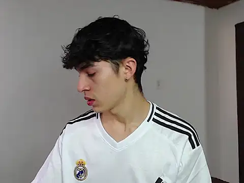 john vichenso online show from 09-26-25, 08:59