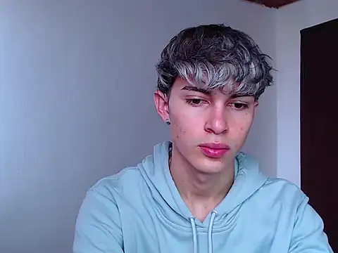 john vichenso online show from 10-19-25, 04:54