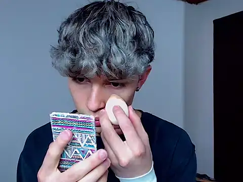 john vichenso online show from 10-10-25, 08:53