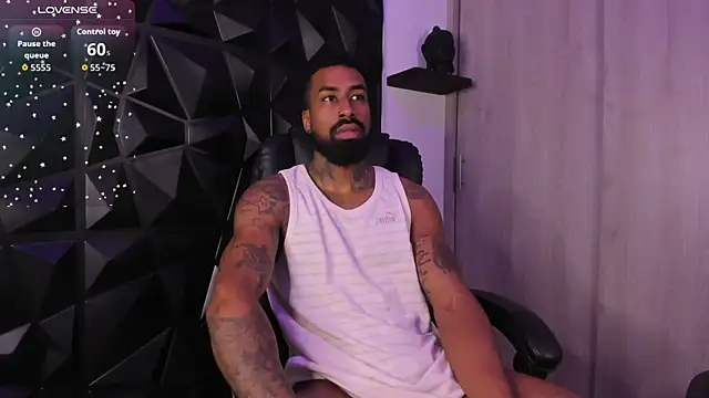 OstinDaniels online show from 10-26-25, 10:43