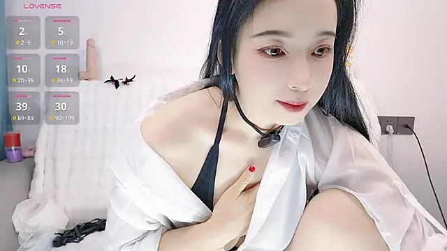 Snapshot of Yemao_0 chatting on 10-11-25, 09:38 Yemao 0 online show from 10-11-25, 09:38