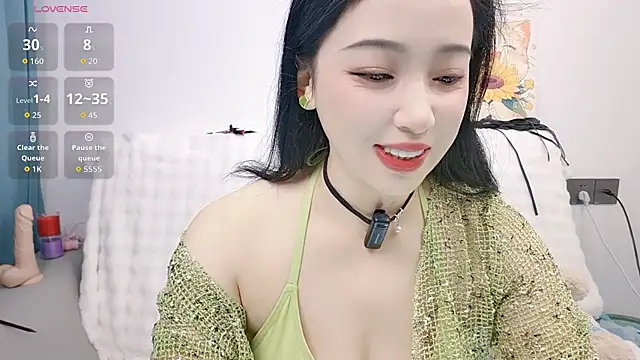 Snapshot of Yemao_0 chatting on 10-21-25, 09:36 Yemao 0 online show from 10-21-25, 09:36